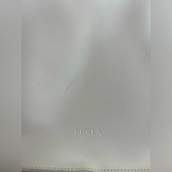 FURLA vintage White Shoulder Storage Bag; pre-loved condition - Picture 2 of 11